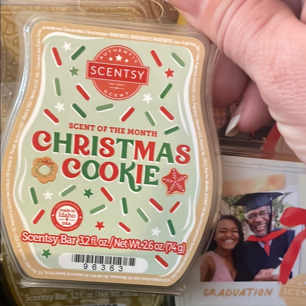 Scentsy Wax bars $5 each l, will sell in bundles also message me for scents.